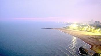 Weather camera view of Edgewater Beach.