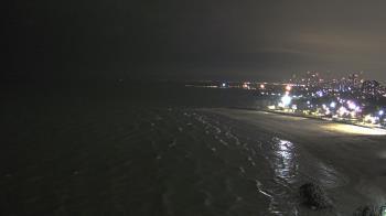 Weather camera view of Edgewater Beach.