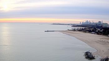 Weather camera view of Edgewater Beach.