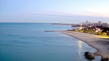 Weather camera view of Edgewater Beach.