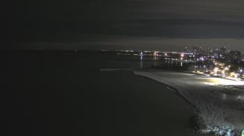 Weather camera view of Edgewater Beach.