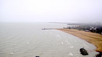 Weather camera view of Edgewater Beach.