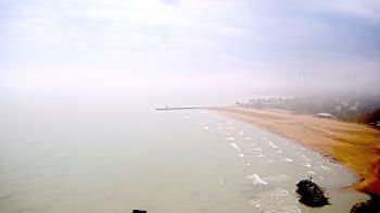Weather camera view of Edgewater Beach.