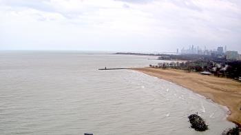 Weather camera view of Edgewater Beach.
