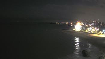 Weather camera view of Edgewater Beach.