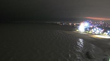 Weather camera view of Edgewater Beach.