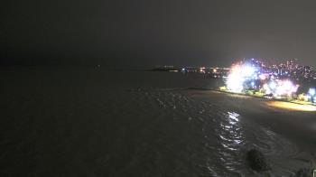 Weather camera view of Edgewater Beach.