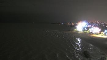 Weather camera view of Edgewater Beach.