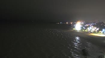 Weather camera view of Edgewater Beach.