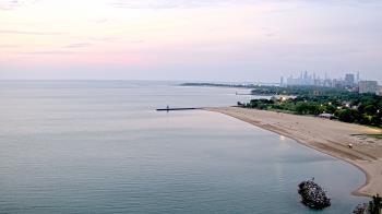 Weather camera view of Edgewater Beach.