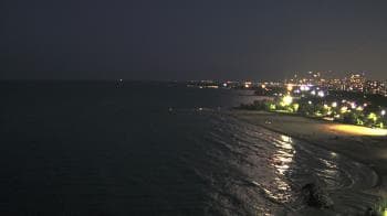 Weather camera view of Edgewater Beach.