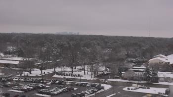 Weather camera view of Chippenham Hospital.