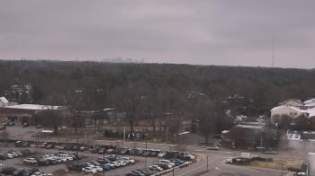 Weather camera view of Chippenham Hospital.