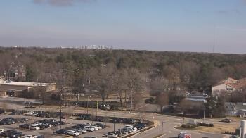 Weather camera view of Chippenham Hospital.