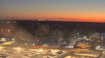 Weather camera view of Chippenham Hospital.