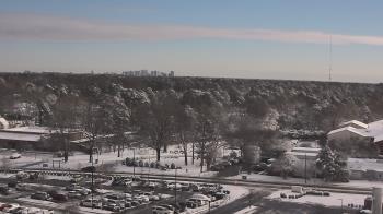 Weather camera view of Chippenham Hospital.