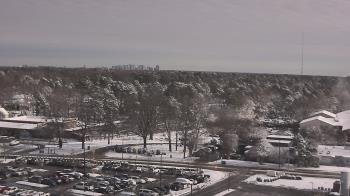 Weather camera view of Chippenham Hospital.