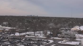 Weather camera view of Chippenham Hospital.