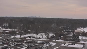 Weather camera view of Chippenham Hospital.