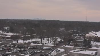 Weather camera view of Chippenham Hospital.