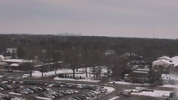 Weather camera view of Chippenham Hospital.