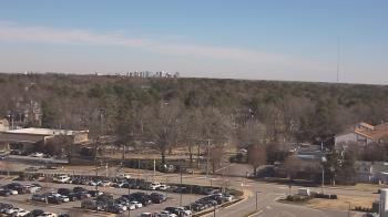 Weather camera view of Chippenham Hospital.