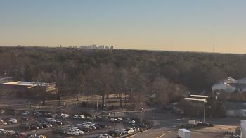 Weather camera view of Chippenham Hospital.