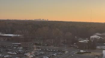 Weather camera view of Chippenham Hospital.