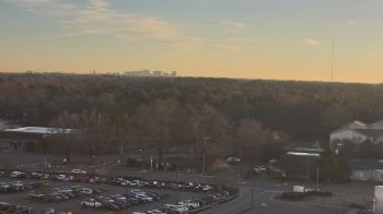 Weather camera view of Chippenham Hospital.