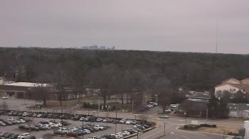 Weather camera view of Chippenham Hospital.