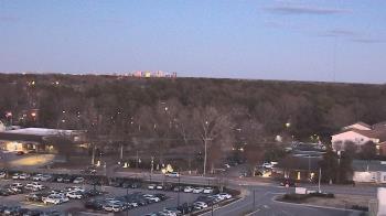 Weather camera view of Chippenham Hospital.