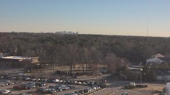 Weather camera view of Chippenham Hospital.