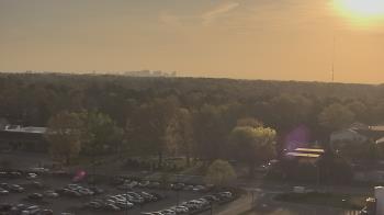 Weather camera view of Chippenham Hospital.