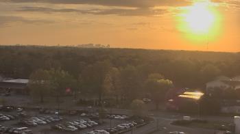 Weather camera view of Chippenham Hospital.