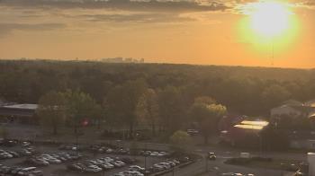 Weather camera view of Chippenham Hospital.