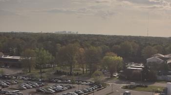 Weather camera view of Chippenham Hospital.