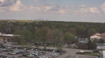 Weather camera view of Chippenham Hospital.