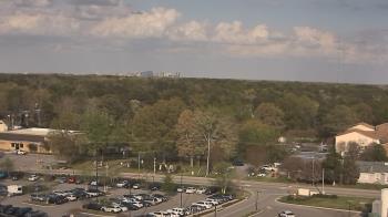 Weather camera view of Chippenham Hospital.