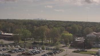 Weather camera view of Chippenham Hospital.
