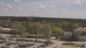 Weather camera view of Chippenham Hospital.