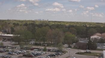 Weather camera view of Chippenham Hospital.