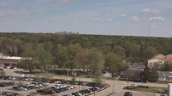 Weather camera view of Chippenham Hospital.