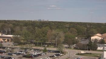 Weather camera view of Chippenham Hospital.