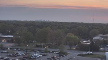 Weather camera view of Chippenham Hospital.