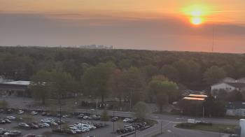 Weather camera view of Chippenham Hospital.