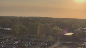 Weather camera view of Chippenham Hospital.