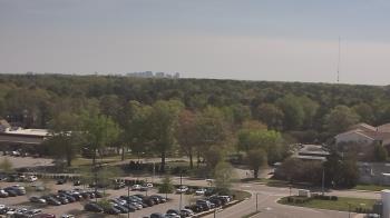 Weather camera view of Chippenham Hospital.