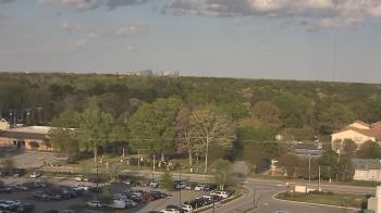 Weather camera view of Chippenham Hospital.