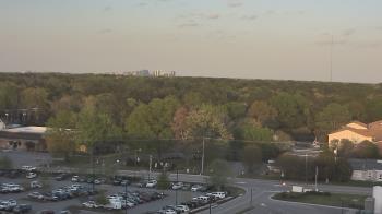 Weather camera view of Chippenham Hospital.