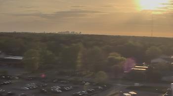 Weather camera view of Chippenham Hospital.